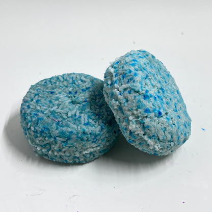 Soap is a Lye SJ detox shampoo bar
